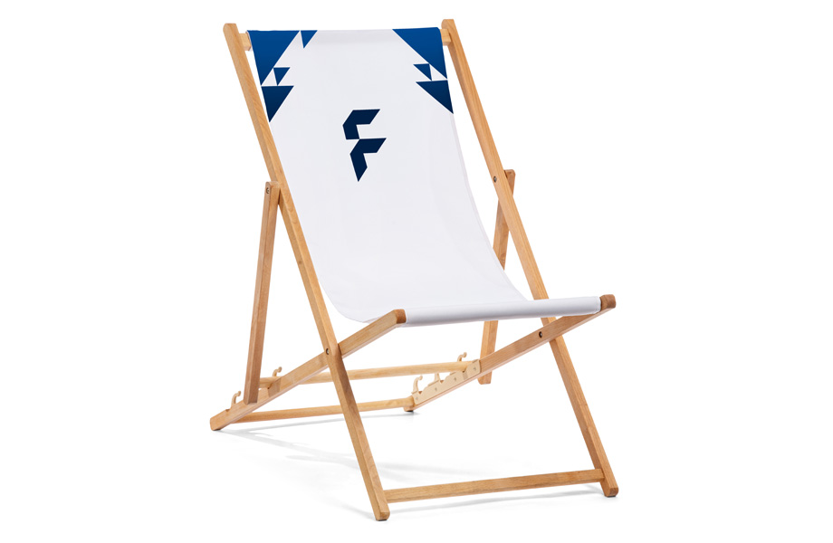 Fold away deck chairs 2025